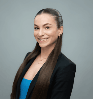 Elizabeth Hernández - Associate Attorney